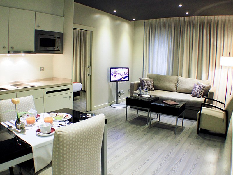 06-hotel-madrid-sercotel-suites-viena-ejecutiva-familiar