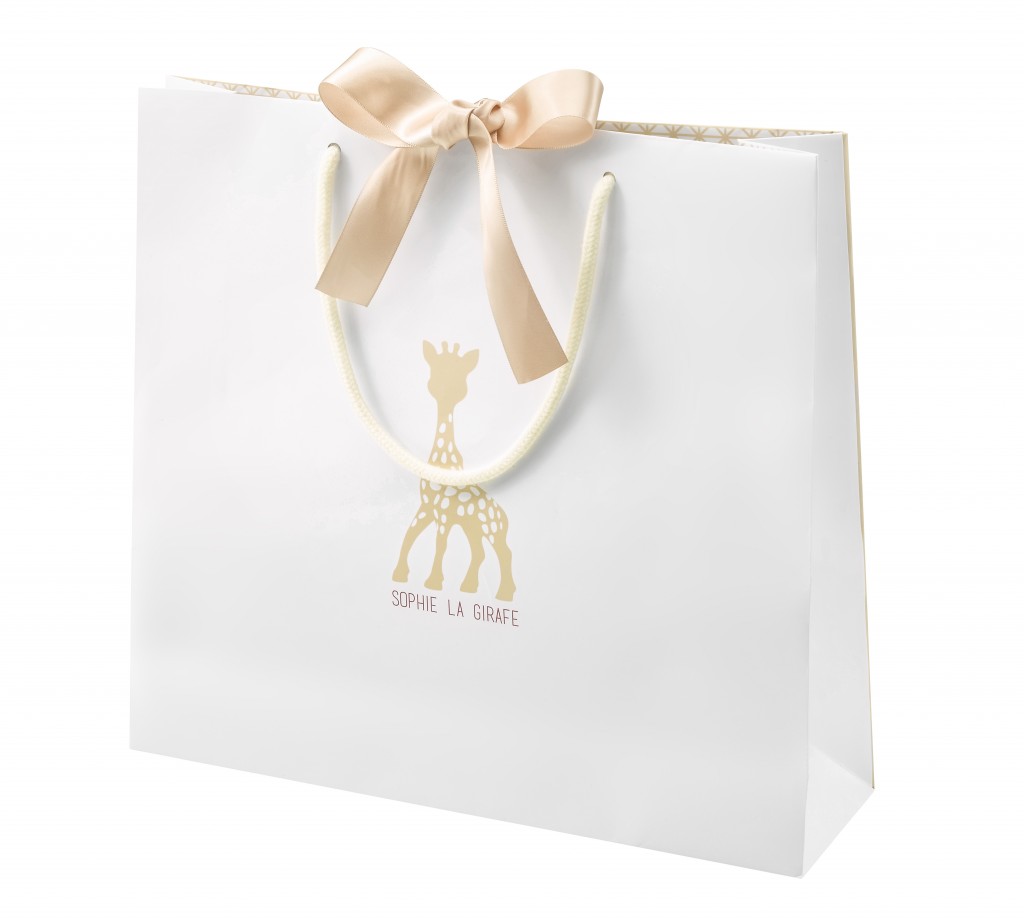 Incluye bolsa Sophiesticated 000001 2