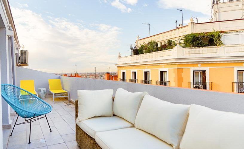 terraza-en-atico-con-terraza-urbanvida-la-latina4-816x500