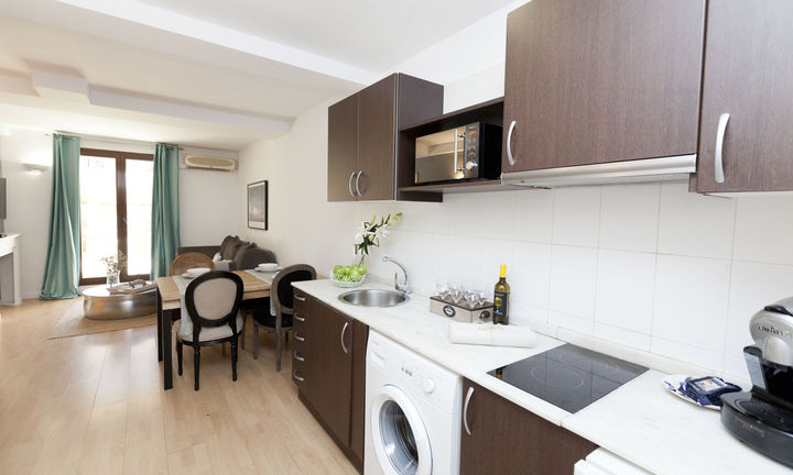 happy-apartments-barcelona-room-happy_apartments_barcelona_-2bedsup_terrace_111