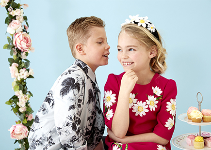 435x310_1446f6b41f616d1_children_salon_16